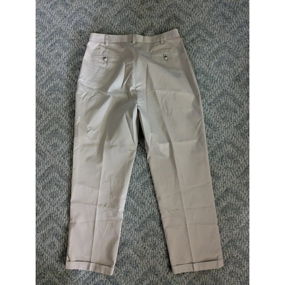 Jos. A. Bank Travelers Collection Khaki Pleated Chinos Mens 36x32 Tan Cotton